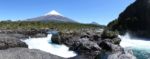 Salto de Petrohué mit Vulkan Osorno (2652müM)