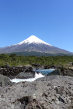 Salto de Petrohué mit Vulkan Osorno