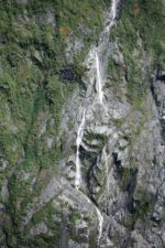 Wasserfall beim Franz Josef Gletscher