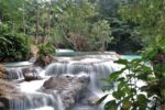 Kaskaden des Kuang Si Wasserfalls