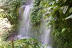 Kelambu Wasserfall