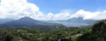 Mt. Batur mit Kratersee